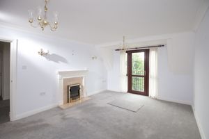 Sitting Room- click for photo gallery